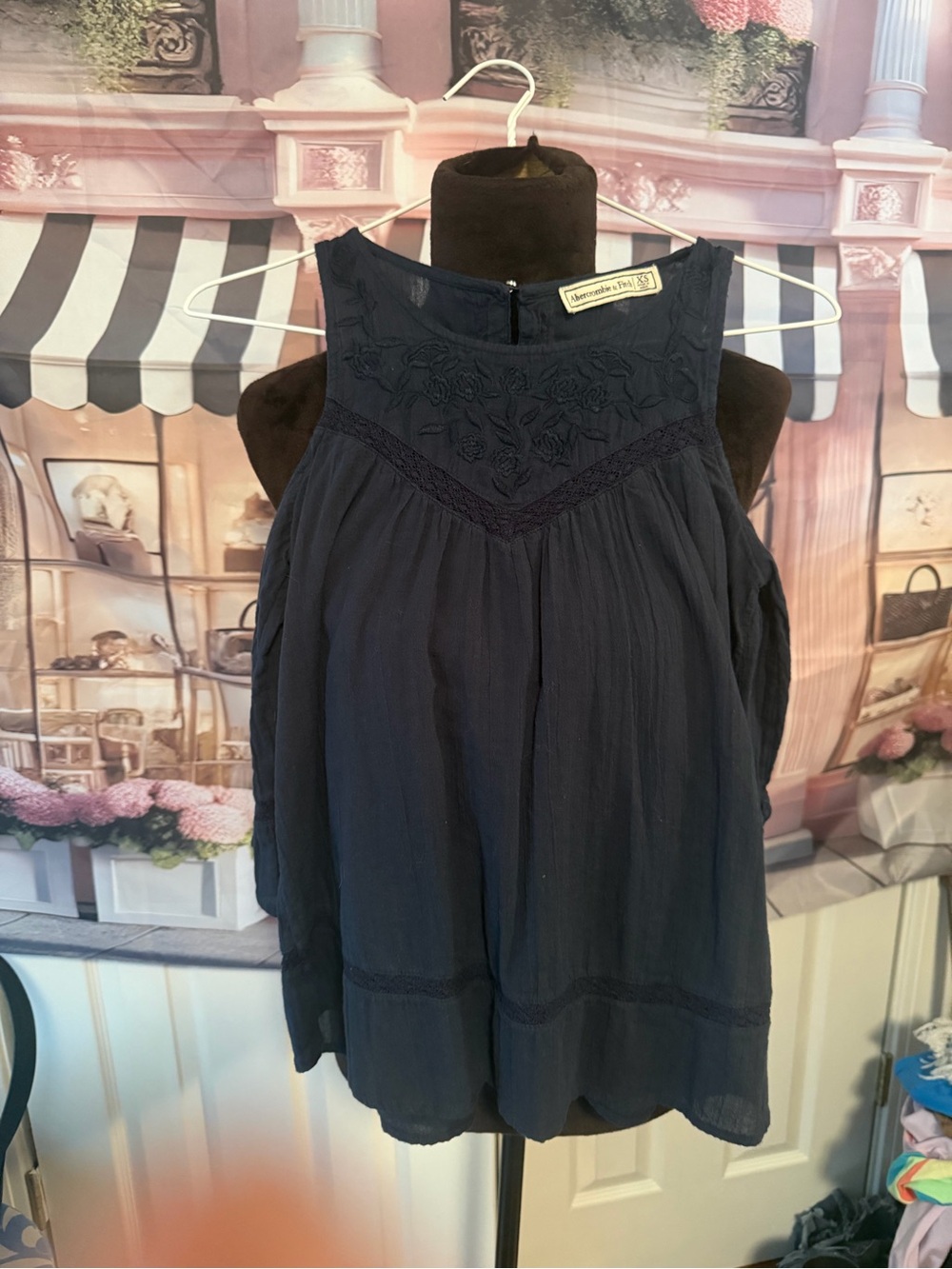 Abercrombie & Fitch Navy Sleeveless Embroidered Yoke Tank